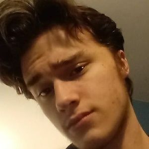 Meet your Posher, Aaron